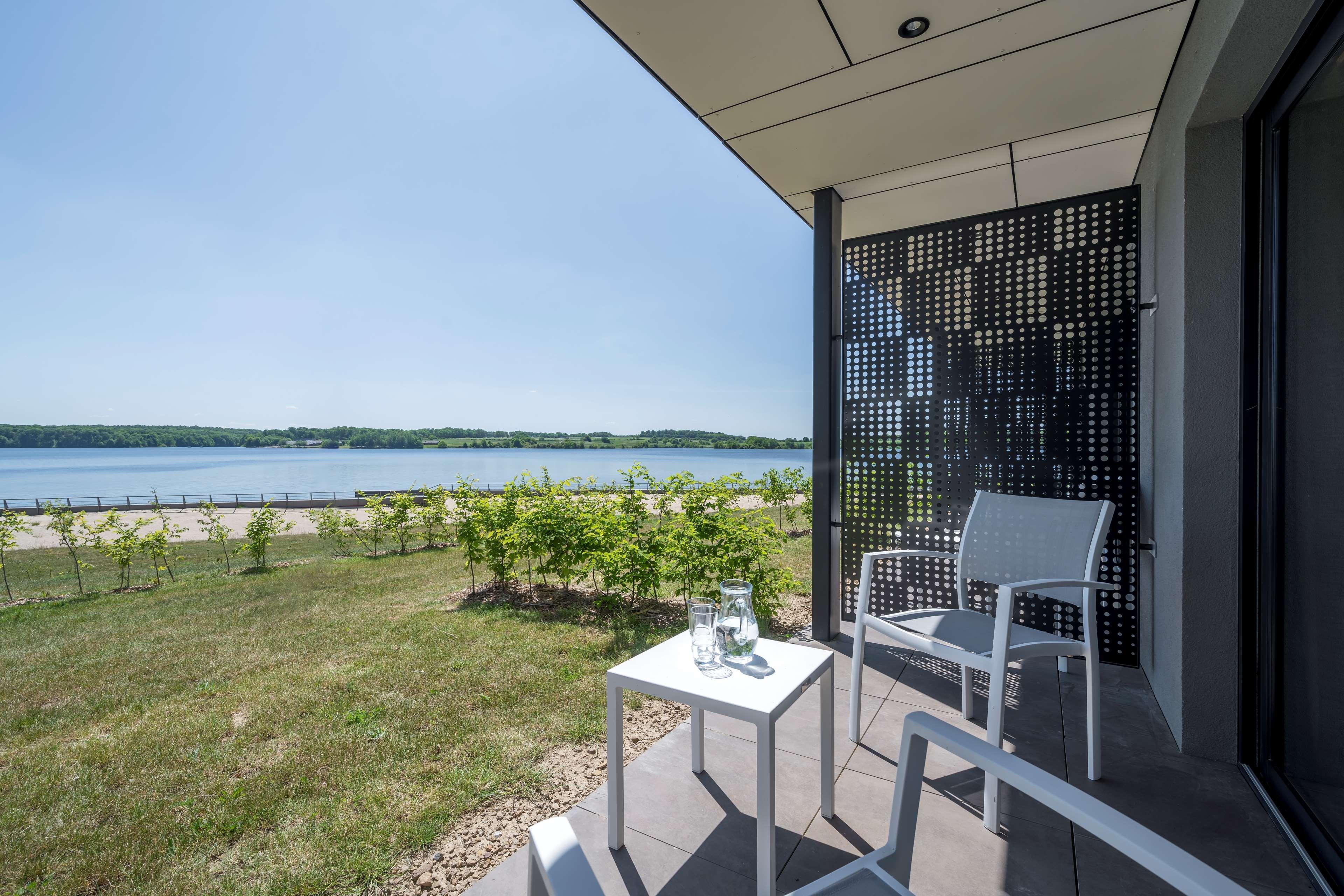 Golden Lakes Hotel Boussu-lez-Walcourt Zewnętrze zdjęcie