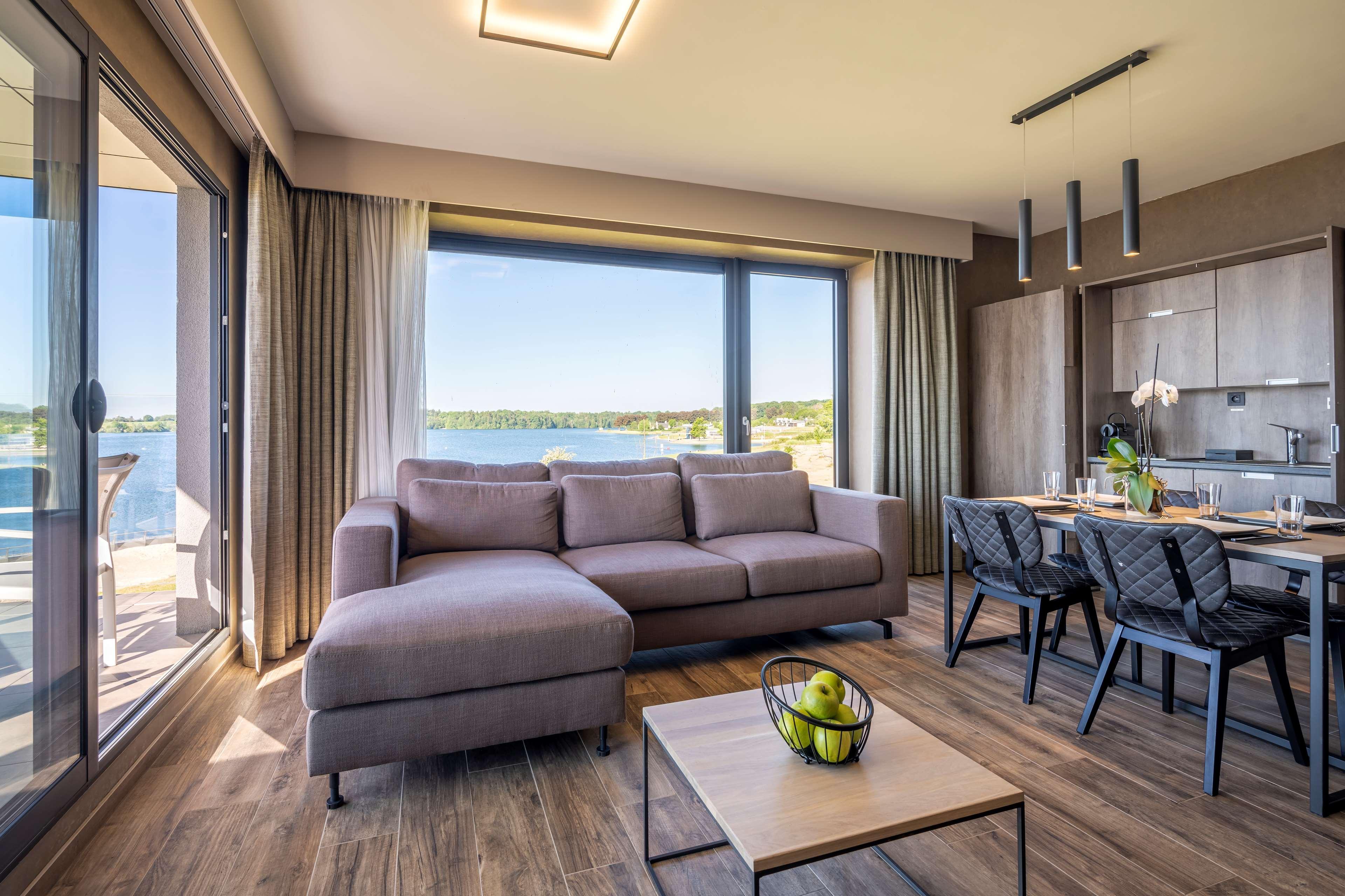 Golden Lakes Hotel Boussu-lez-Walcourt Zewnętrze zdjęcie