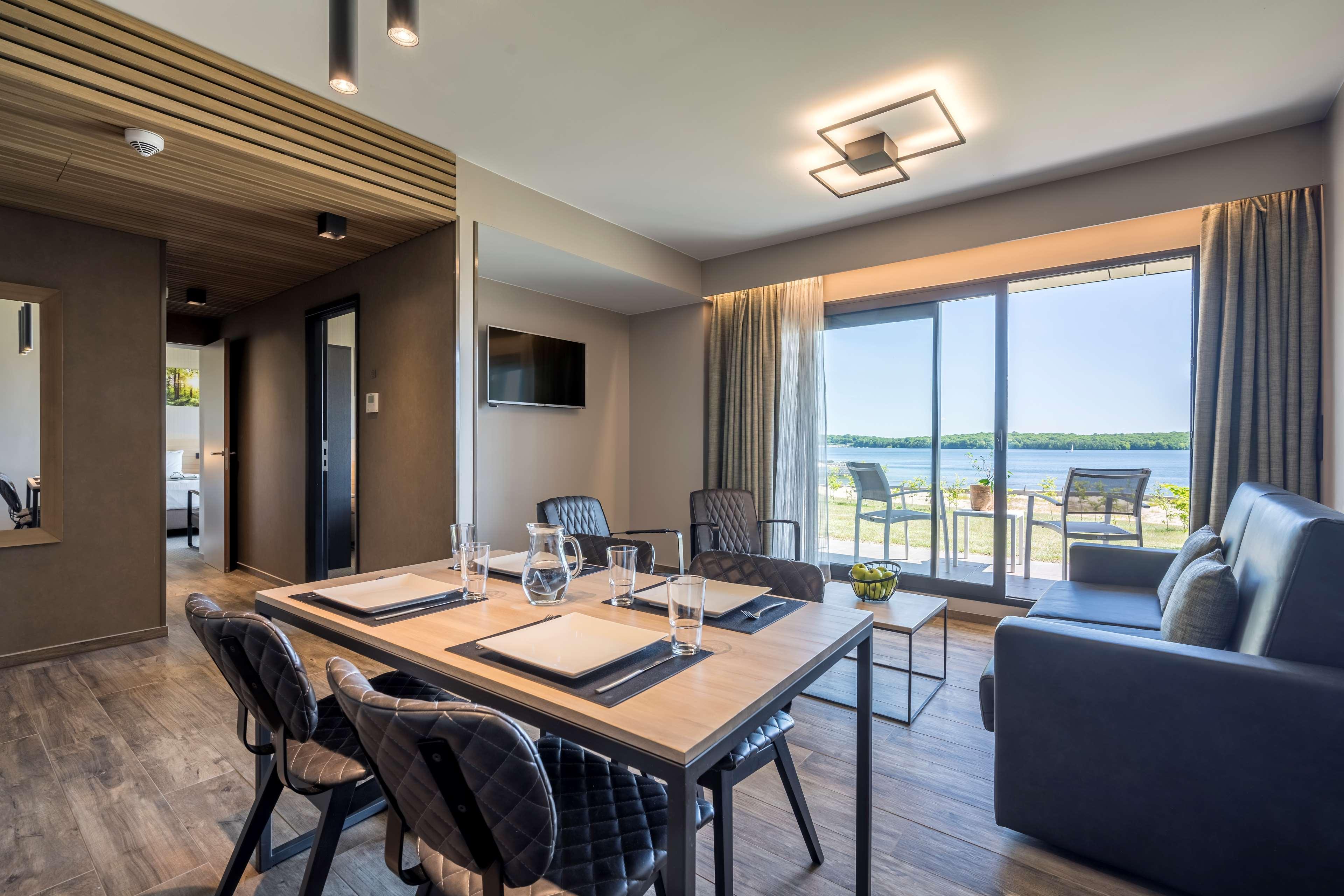 Golden Lakes Hotel Boussu-lez-Walcourt Zewnętrze zdjęcie