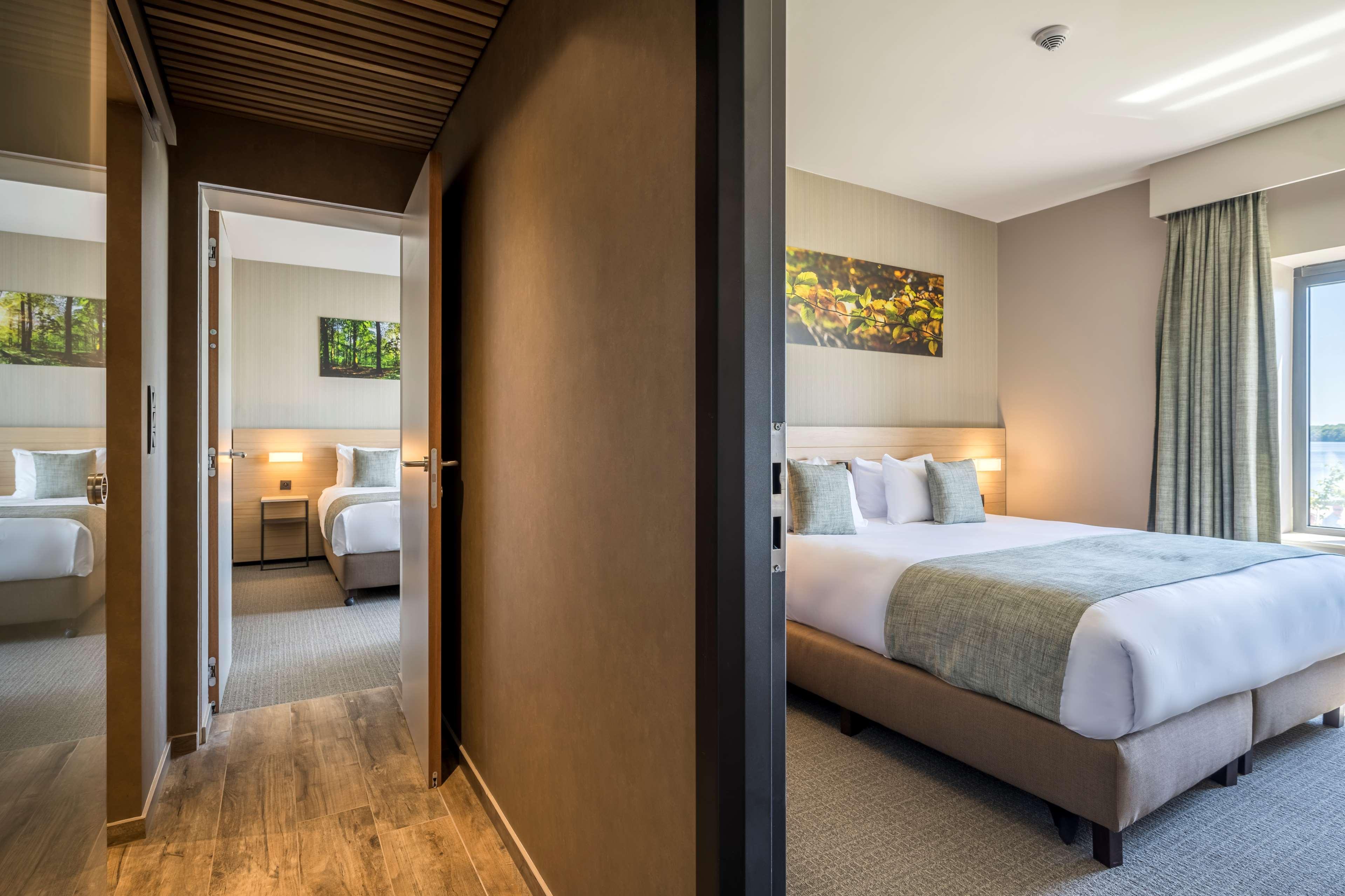 Golden Lakes Hotel Boussu-lez-Walcourt Zewnętrze zdjęcie