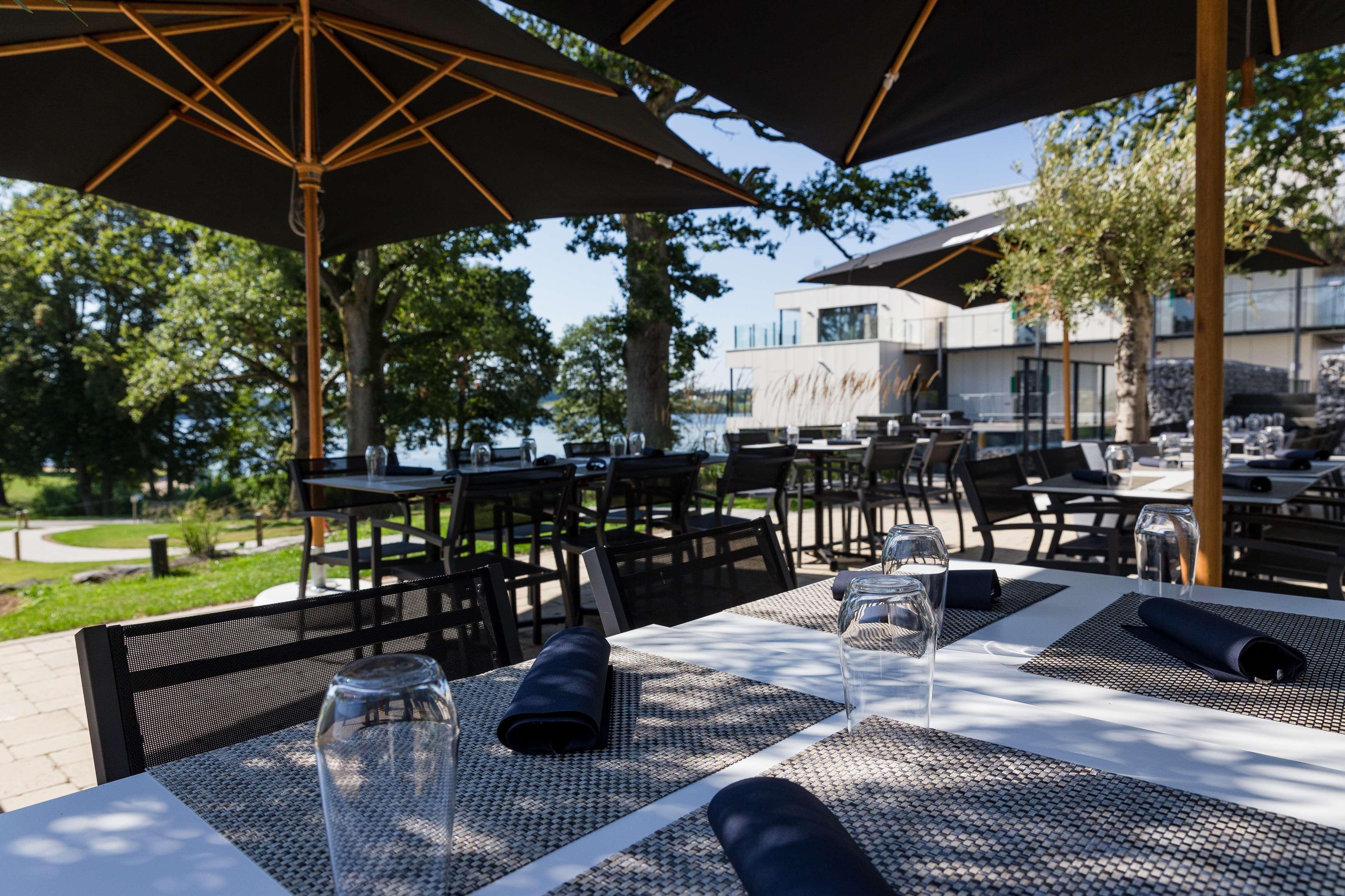 Golden Lakes Hotel Boussu-lez-Walcourt Zewnętrze zdjęcie