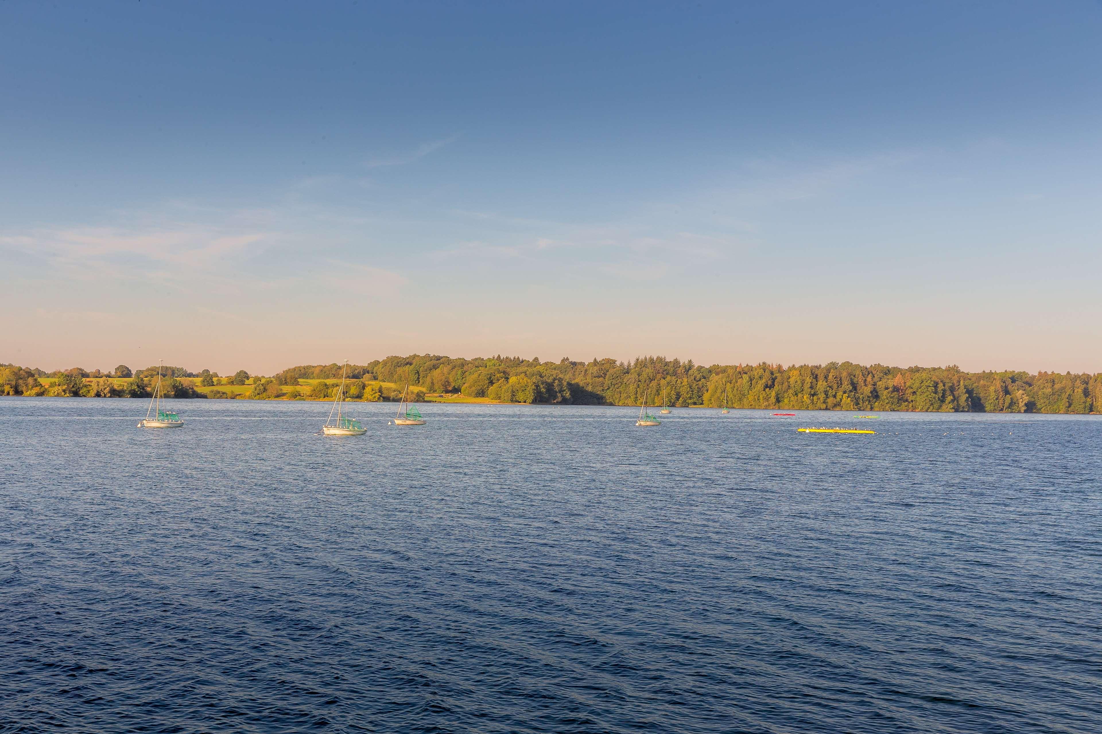 Golden Lakes Hotel Boussu-lez-Walcourt Zewnętrze zdjęcie
