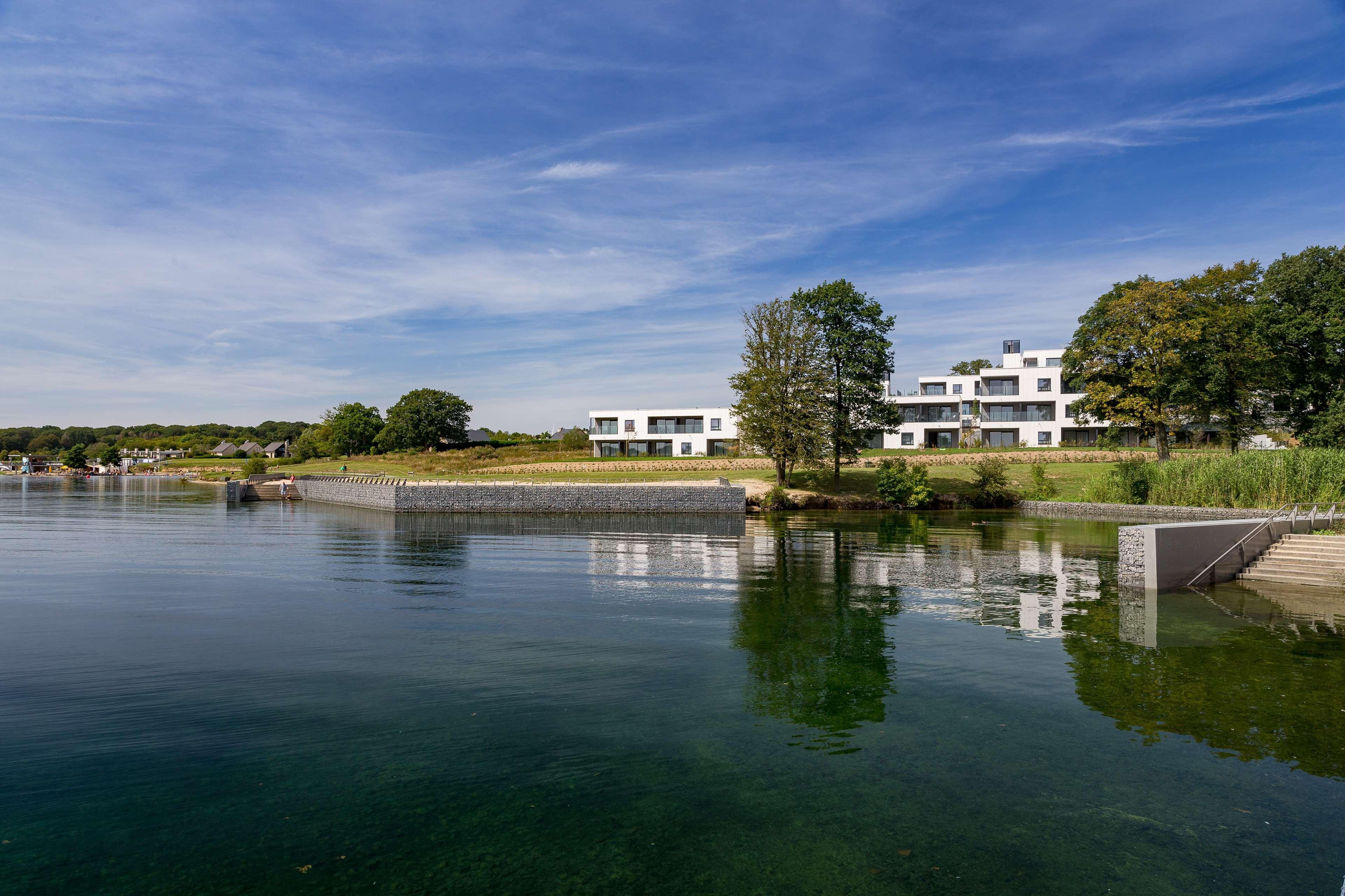 Golden Lakes Hotel Boussu-lez-Walcourt Zewnętrze zdjęcie